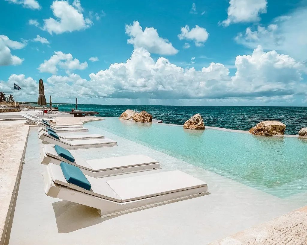 Tracadero Beach Club